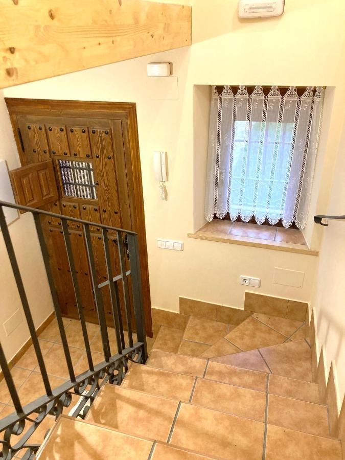 La Portada De Abajo Villa Gallegos Exterior foto
