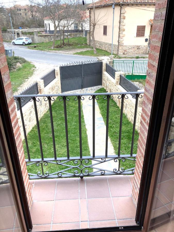 La Portada De Abajo Villa Gallegos Exterior foto